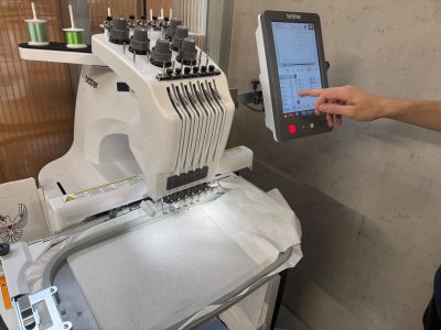 Stickmaschine Praxisteil – Einweisung