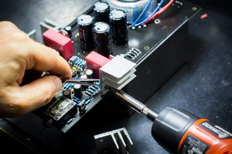 Repair Café im FabLab Oberland