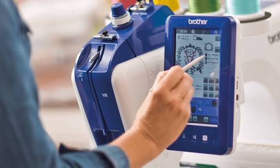 Brother VR – Machine à broder numérique mono-aiguille